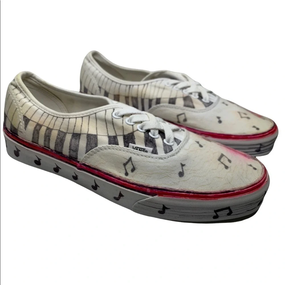 Vans Artisan Hand Painted Street Wear Keyboard & Musical Notes Unique Size 10.5